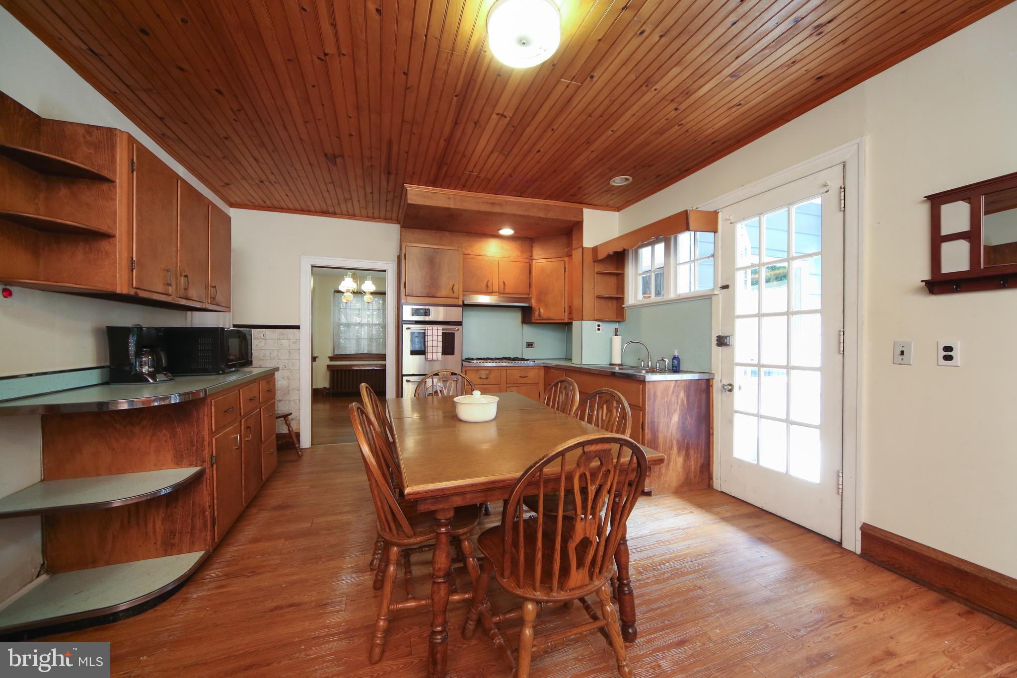 134 Rochelle Avenue Philadelphia, PA 19128 - Photo 6 of 28 Gallery Image 6