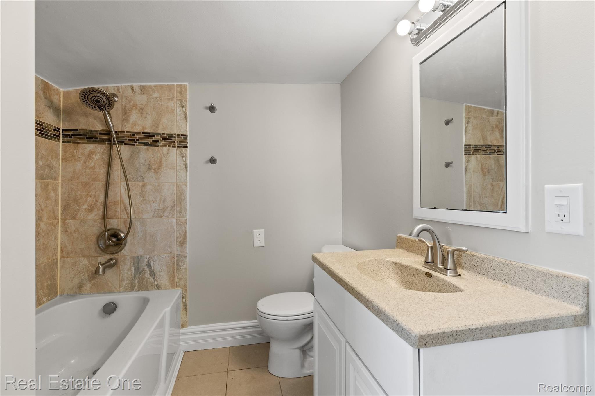 36755 Goddard Road Romulus, MI 48174 - Photo 11 of 27 REMODELED BATH 1ST FLOOR