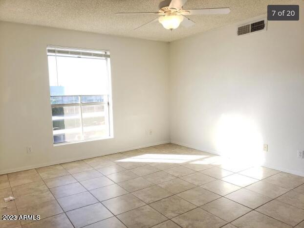 202 East Ruth Avenue, Unit 9 Phoenix, AZ 85020 - Photo 7 of 20 5