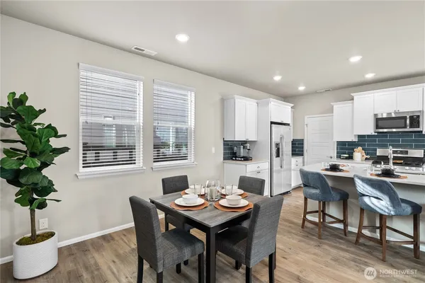 $735,000 | 32898 Pine Avenue Southeast, Black Diamond, WA 98010