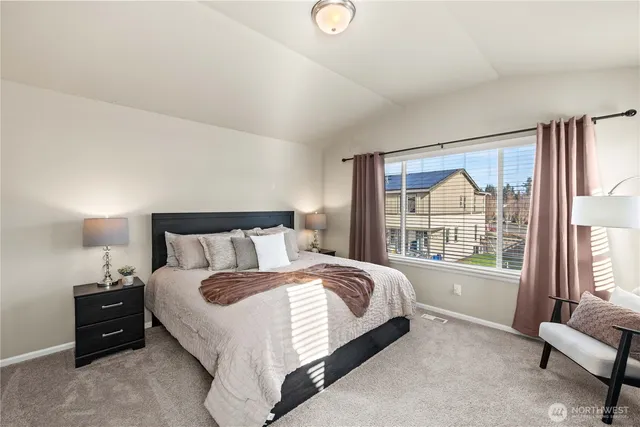 $749,950 | 32898 Pine Avenue Southeast, Black Diamond, WA 98010