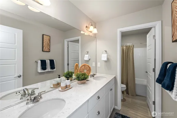 $735,000 | 32898 Pine Avenue Southeast, Black Diamond, WA 98010