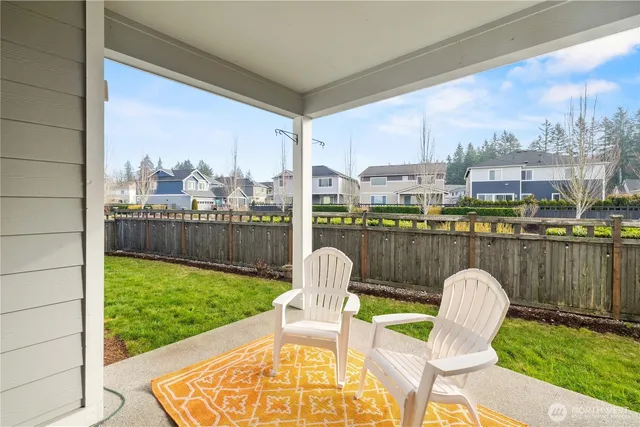 $749,950 | 32898 Pine Avenue Southeast, Black Diamond, WA 98010