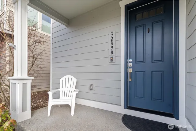 $749,950 | 32898 Pine Avenue Southeast, Black Diamond, WA 98010