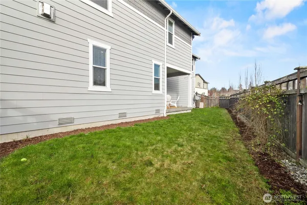 $735,000 | 32898 Pine Avenue Southeast, Black Diamond, WA 98010