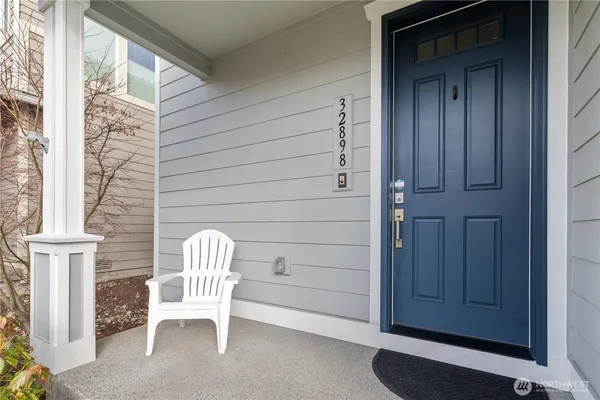 $735,000 | 32898 Pine Avenue Southeast, Black Diamond, WA 98010