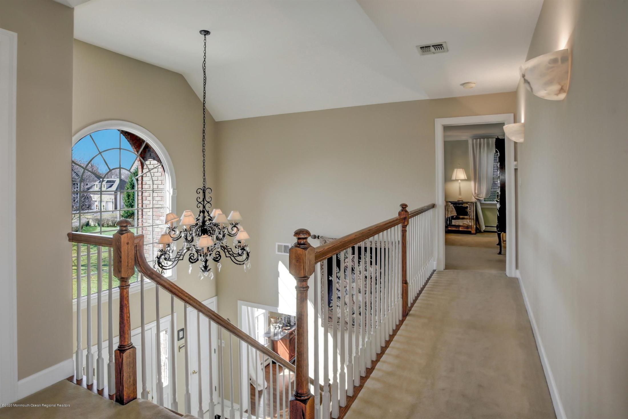 12 Victorian Way Colts Neck, NJ 07722 - Photo 22 of 46 Hallway