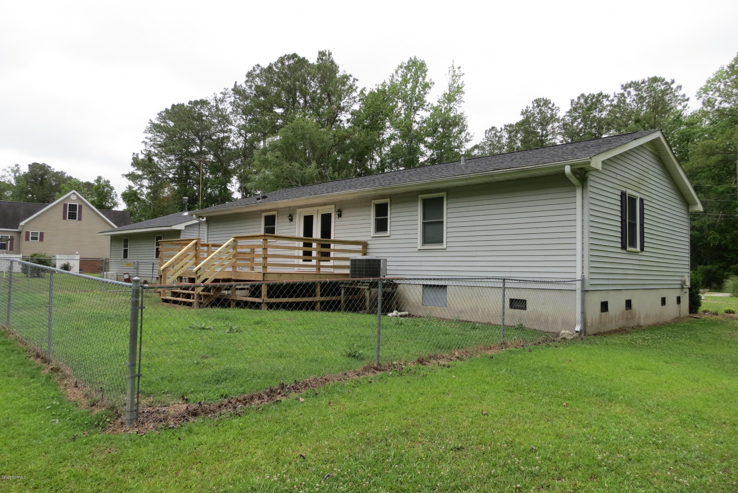 167 Harper Road Bayboro, NC 28515 - Photo 13 of 39 IMG_7270