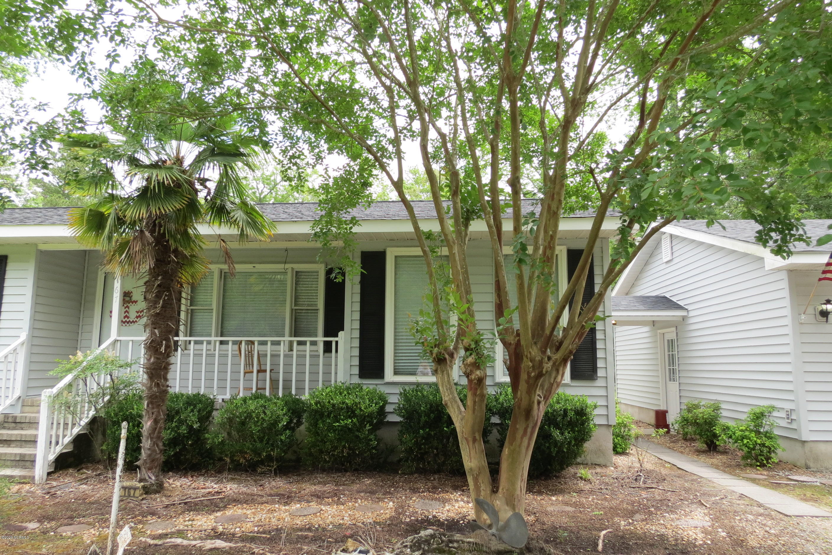 167 Harper Road Bayboro, NC 28515 - Photo 3 of 39 IMG_7281