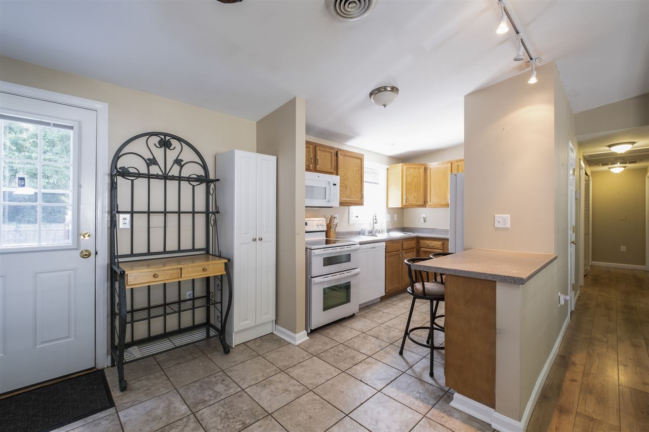3 Santa Fe Road Nashua, NH 03062 - Photo 8 of 12