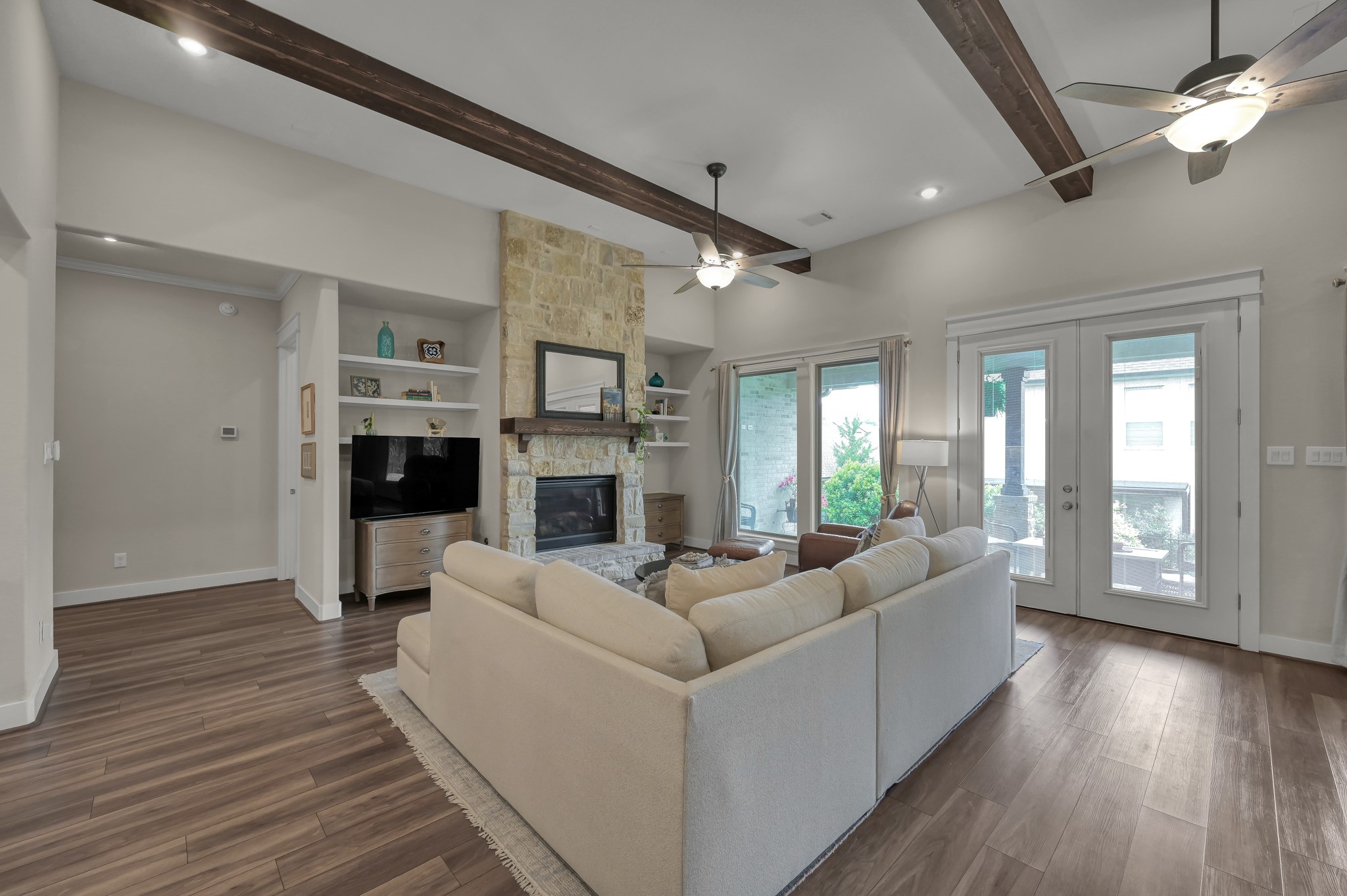 12469 Pebble View Drive Conroe, TX 77304 - Photo 8 of 41