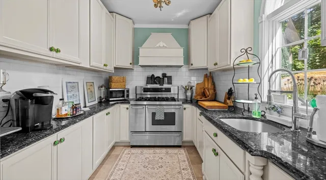 $965,000 | 249 High Street, Duxbury, MA 02332