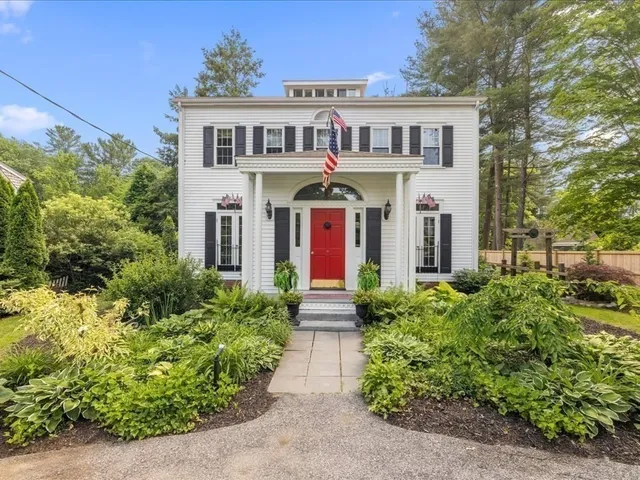 $965,000 | 249 High Street, Duxbury, MA 02332