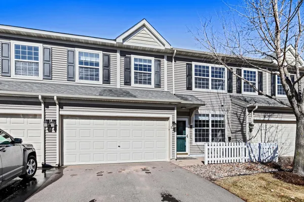 $265,000 | 4577 Victor Path, Unit 5, Hugo, MN 55038
