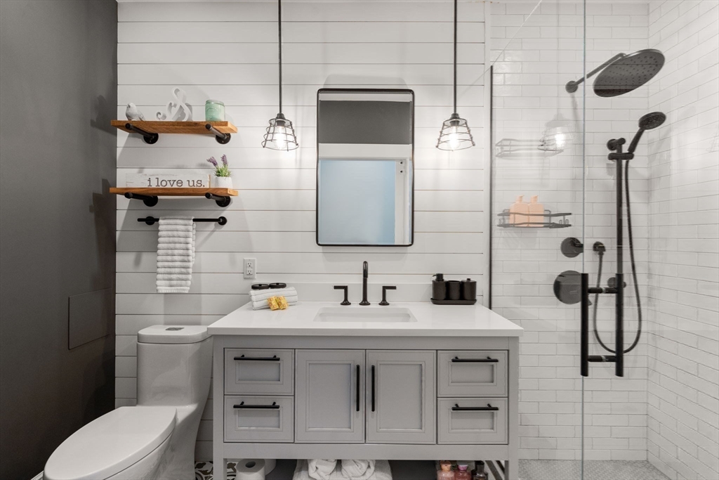 40 Kimlo Road Wellesley, MA 02481 - Photo 21 of 37