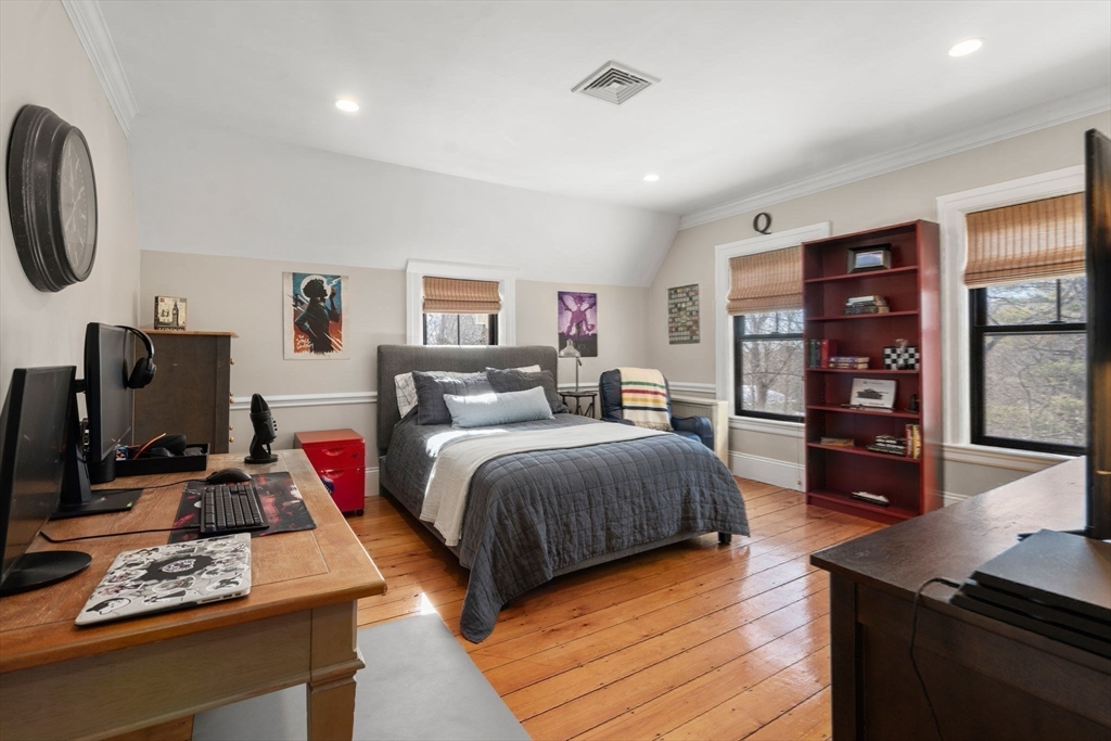 40 Kimlo Road Wellesley, MA 02481 - Photo 26 of 37