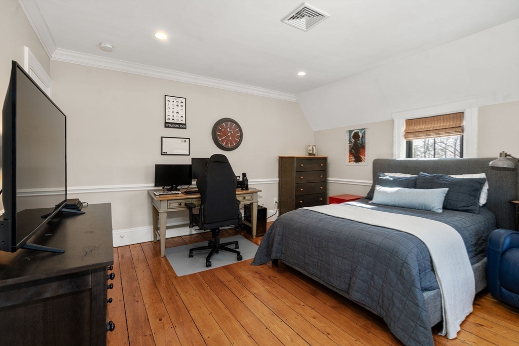40 Kimlo Road Wellesley, MA 02481 - Photo 27 of 37