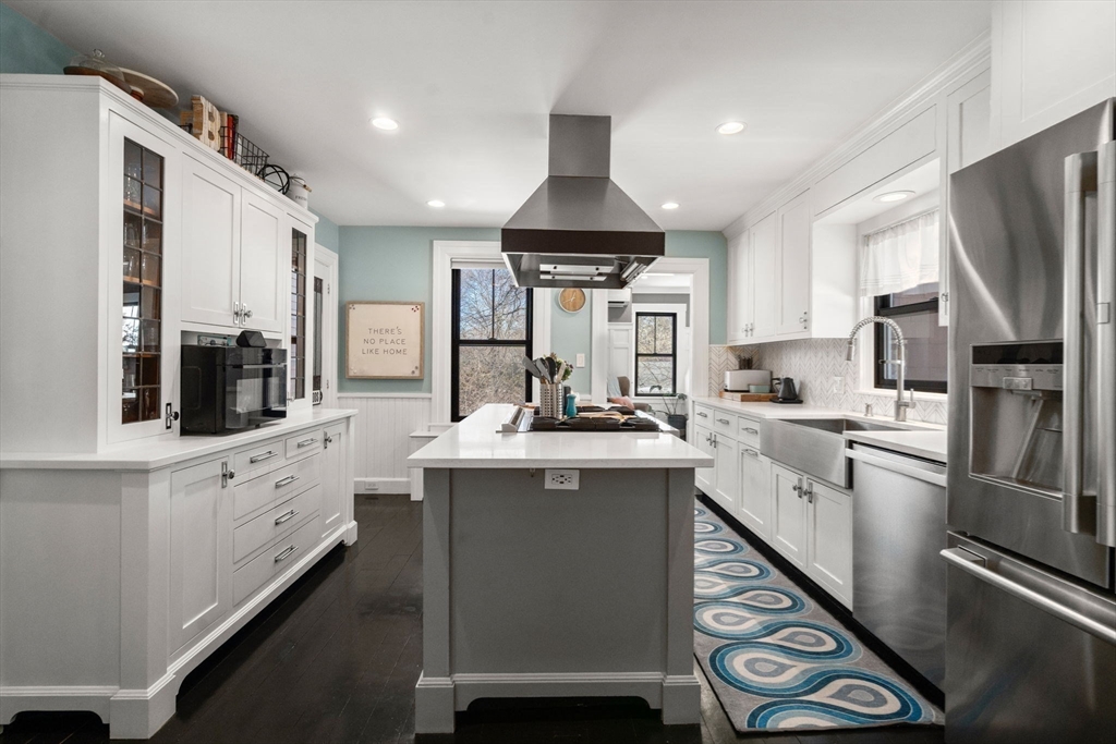 40 Kimlo Road Wellesley, MA 02481 - Photo 8 of 37