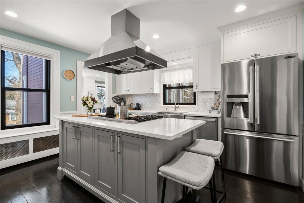 40 Kimlo Road Wellesley, MA 02481 - Photo 9 of 37