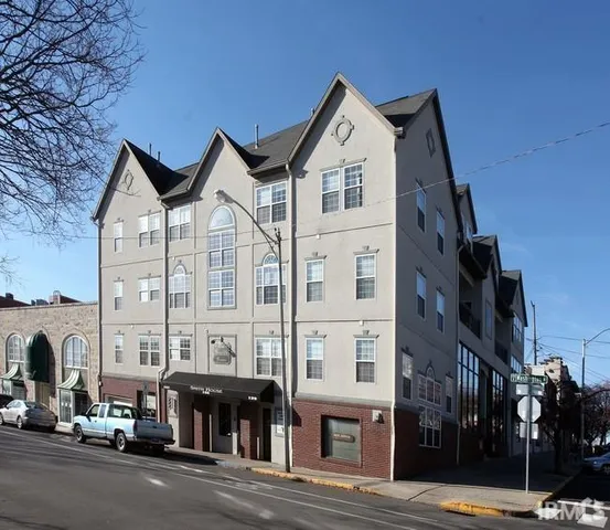 $4,250,000 | 126 East 6th Street, Bloomington, IN 47408