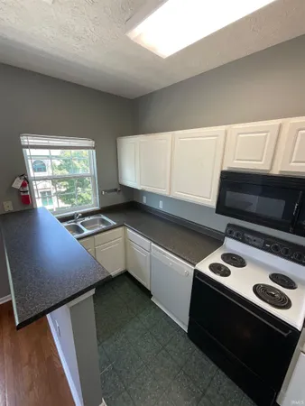 $4,250,000 | 126 East 6th Street, Bloomington, IN 47408