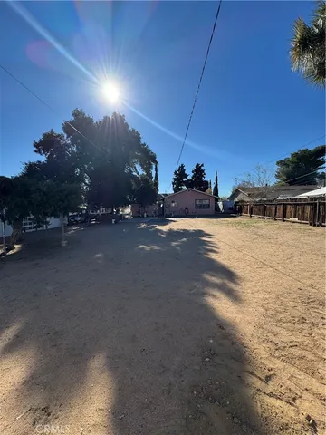$350,000 | 16366 Live Oak Street, Hesperia, CA 92345