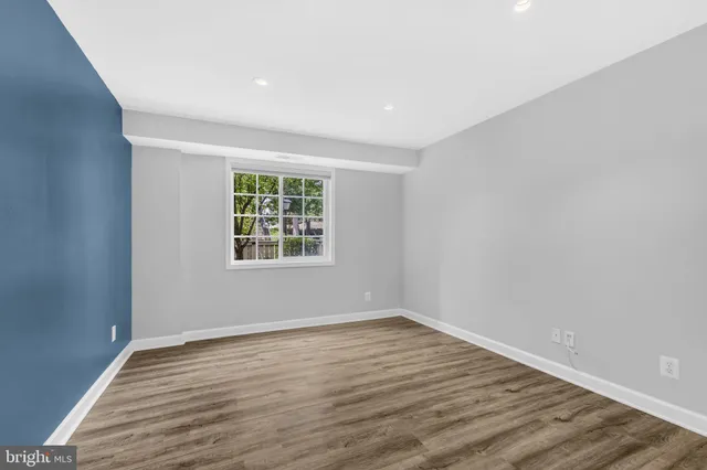 $2,478 | 1565 North Van Dorn Street, Alexandria, VA 22304