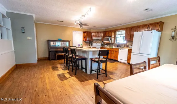 $260,000 | 3601 Sandy Bayou Road, Moss Point, MS 39562