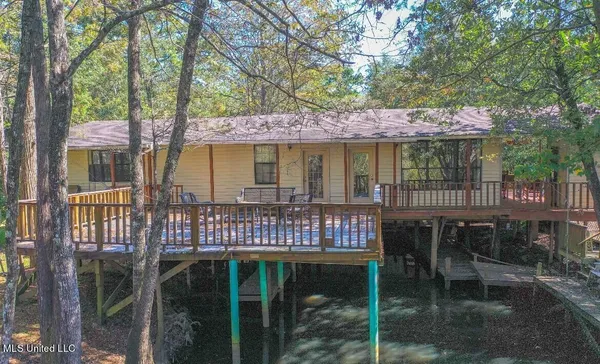 $260,000 | 3601 Sandy Bayou Road, Moss Point, MS 39562
