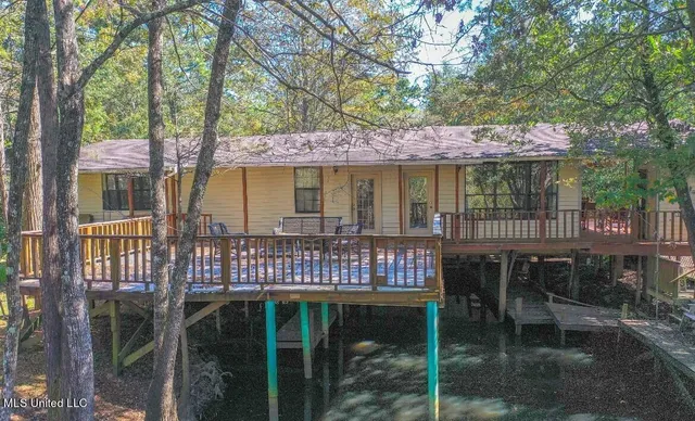 $279,000 | 3601 Sandy Bayou Road, Moss Point, MS 39562