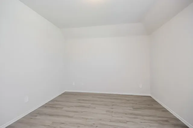 $1,835 | 213 Pronghorn Drive, Huntsville, TX 77320