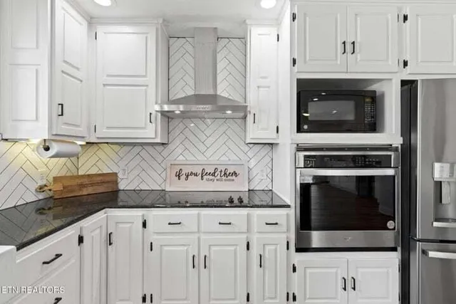 $1,199,000 | 201 High Pointe Village Way, Kingston, TN 37763