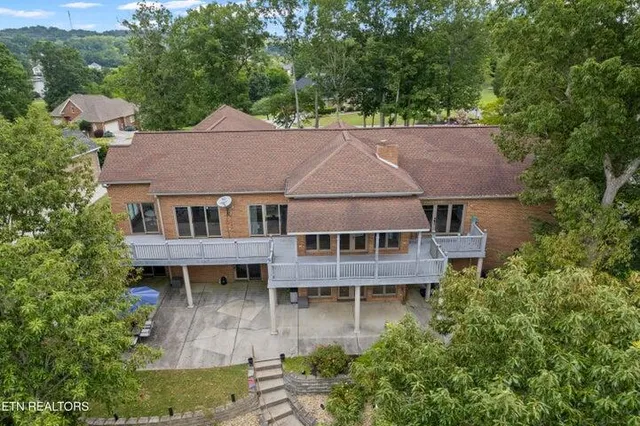 $1,199,000 | 201 High Pointe Village Way, Kingston, TN 37763