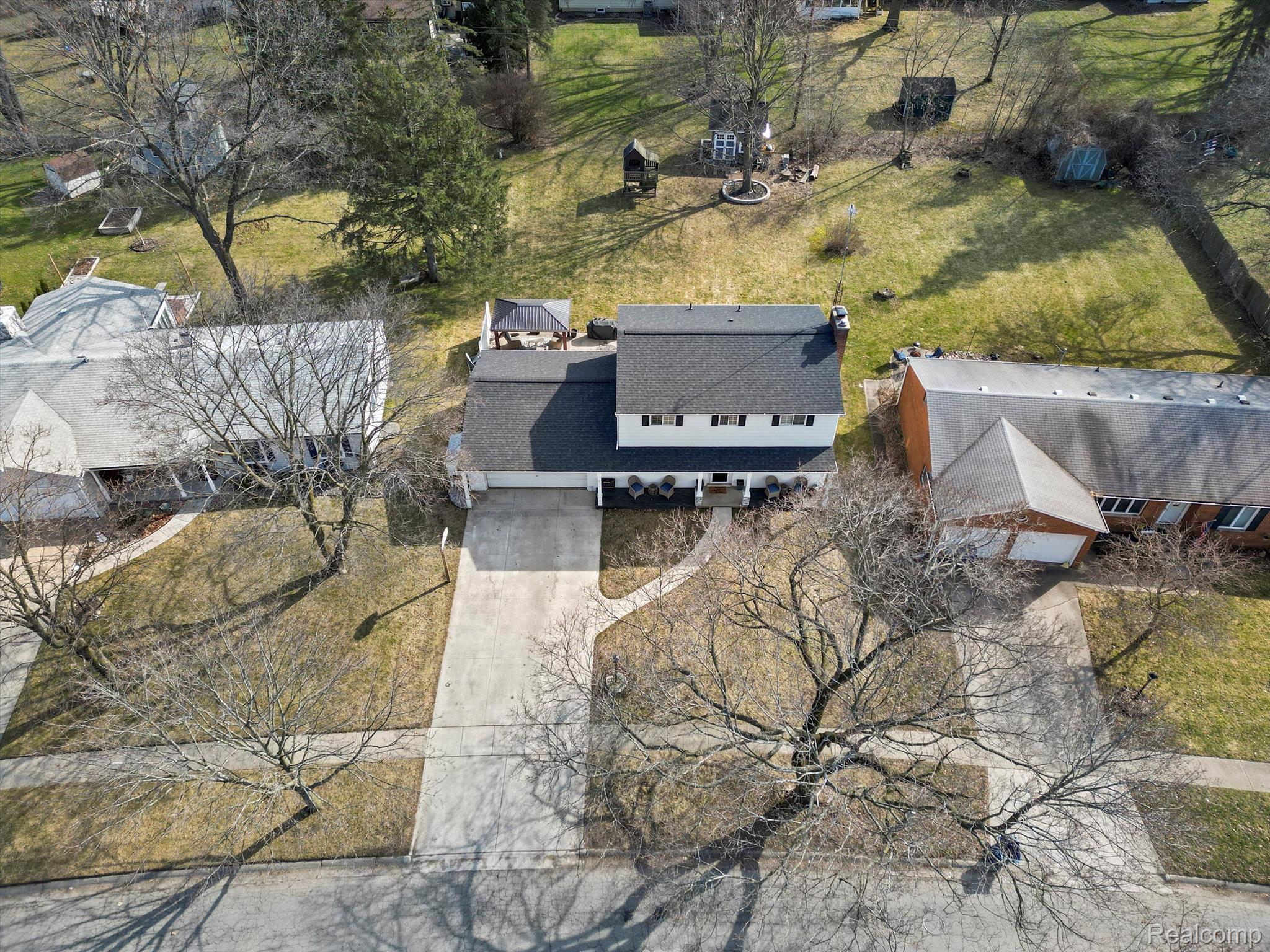 342 Old Bridge Road Grand Blanc, MI 48439 - Photo 33 of 36 Gallery Image 33