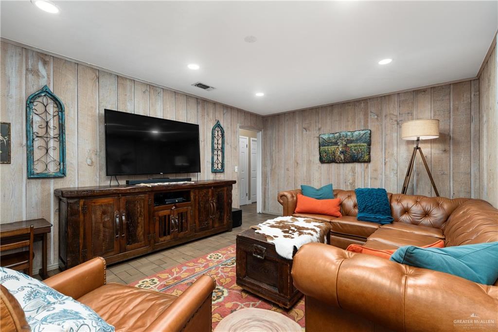 16248 Garrett Road Harlingen, TX 78552 - Photo 6 of 25
