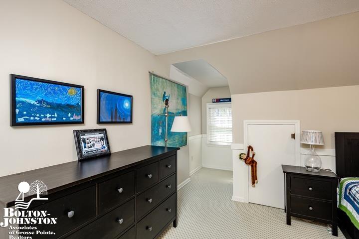 63 Ridge Road Grosse Pointe Farms, MI 48236 - Photo 25 of 50