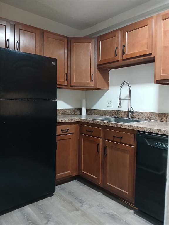 158 Fulton Street, Unit 1 Fall River, MA 02720 - Photo 4 of 10