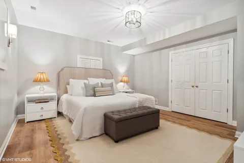 $1,790,000 | 685 Pine Court, Lake Bluff, IL 60044