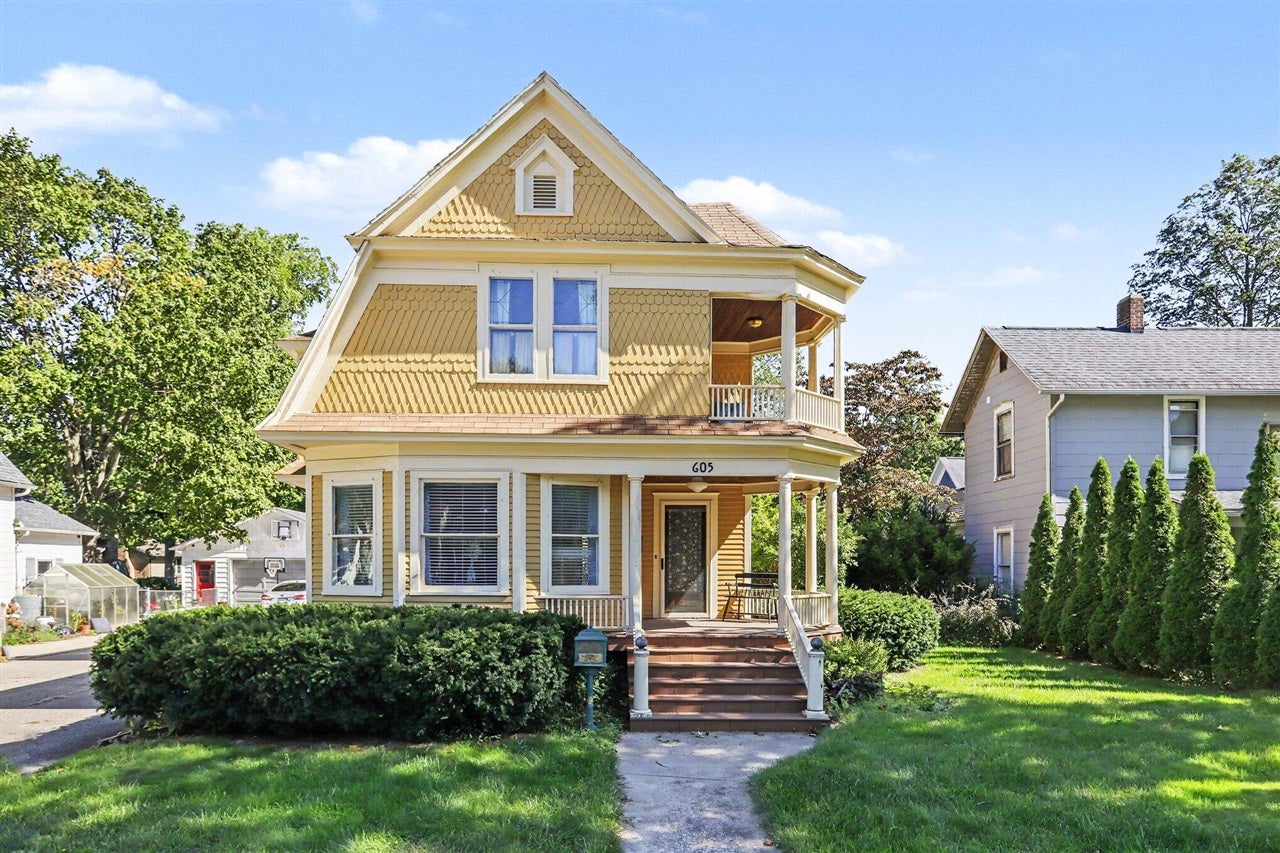 605 North Main Street Three Rivers, MI 49093 - Photo 1 of 25 Gallery Image 1