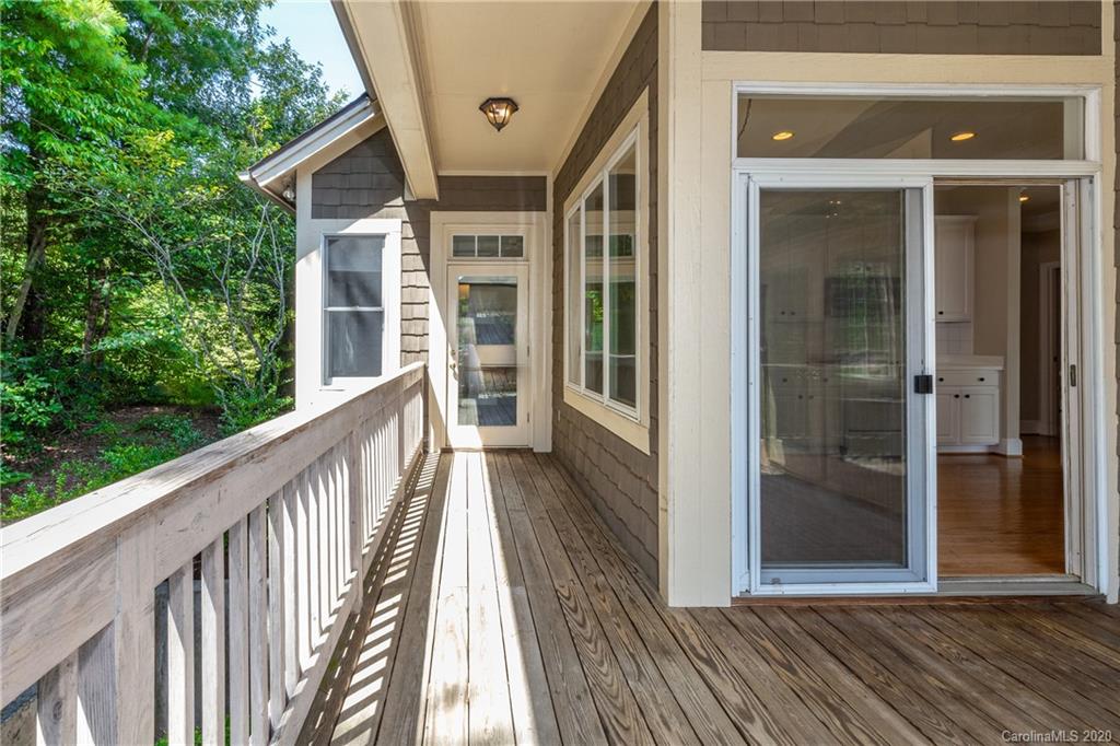 145 Meadowview Road Brevard, NC 28712 - Photo 19 of 42 Gallery Image 19