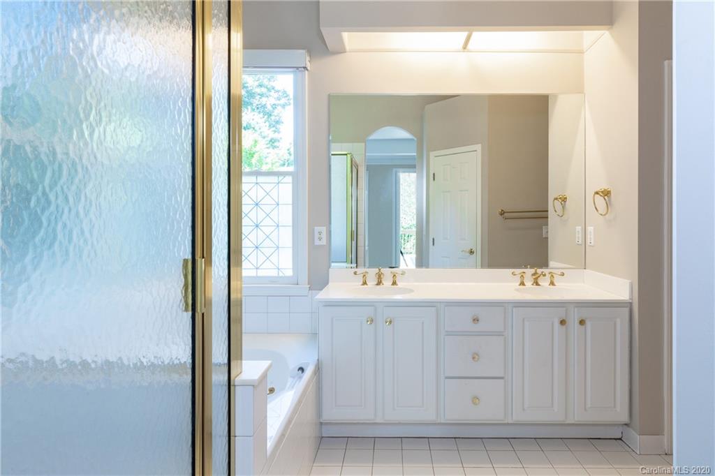 145 Meadowview Road Brevard, NC 28712 - Photo 25 of 42 Gallery Image 25