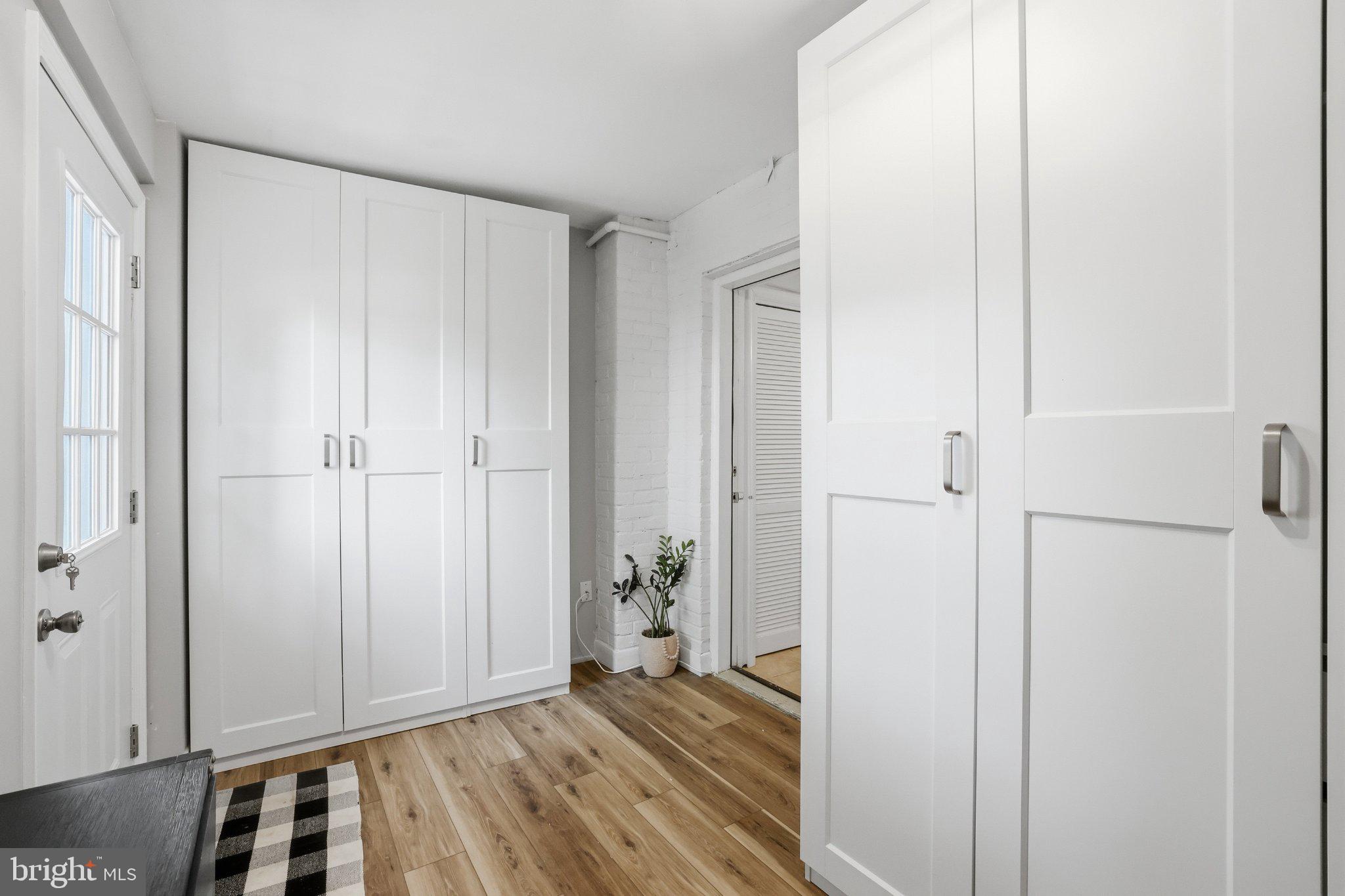 49 West Reed Avenue Alexandria, VA 22305 - Photo 10 of 29 Bright and airy entryway charm.