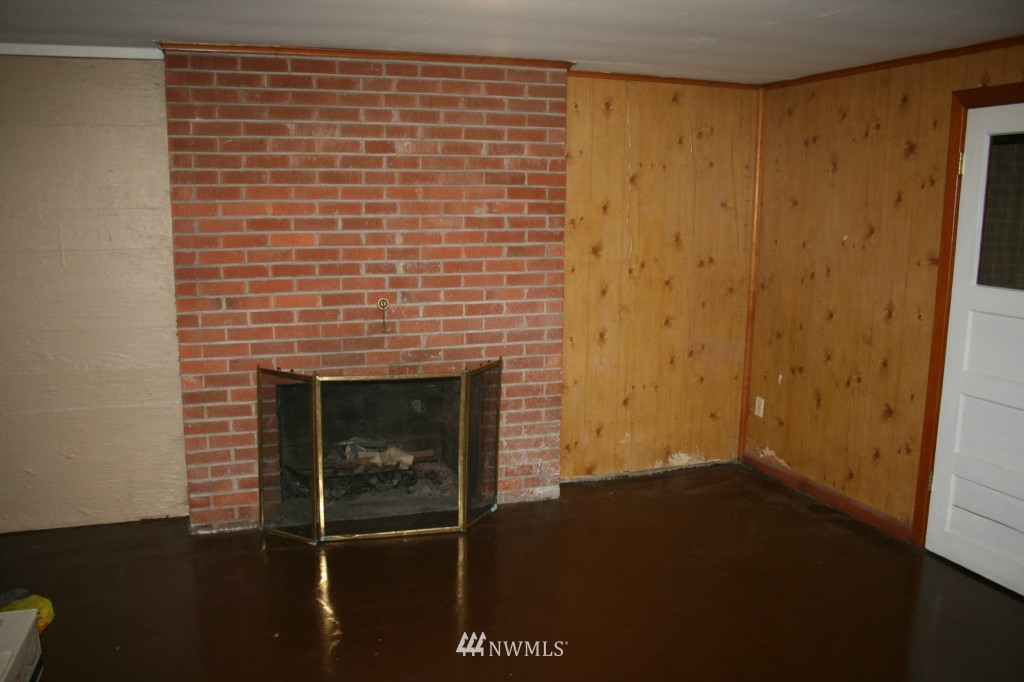 3028 Columbia Heights Road Longview, WA 98632 - Photo 19 of 25 Gallery Image 19