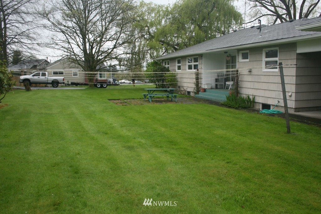 3028 Columbia Heights Road Longview, WA 98632 - Photo 22 of 25 Gallery Image 22