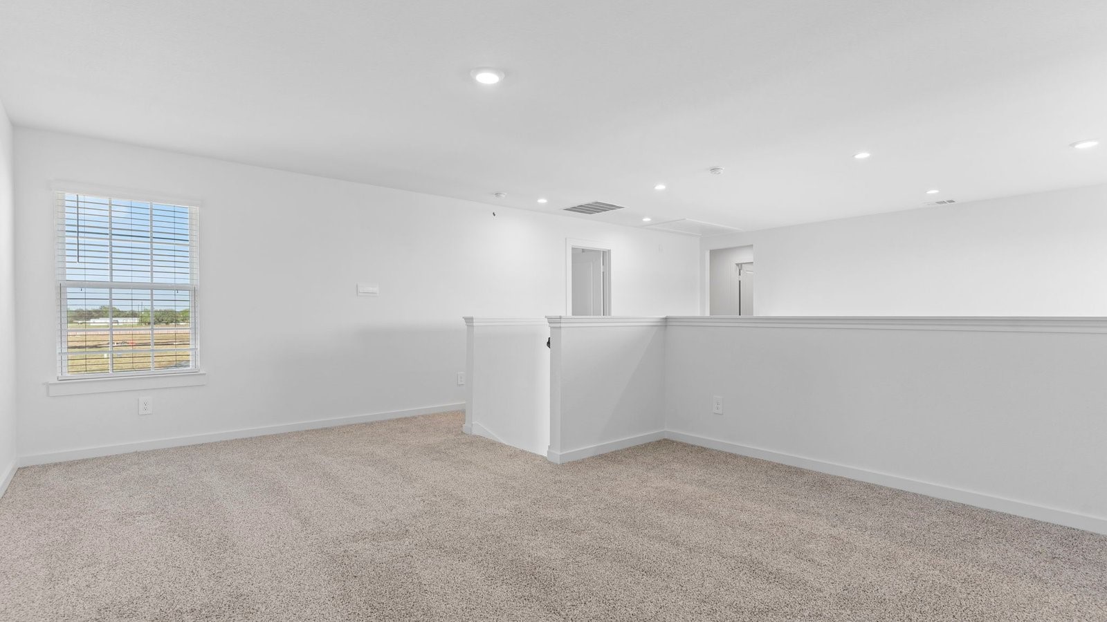 6216 Orchid Crst Lane Rosenberg, TX 77469 - Photo 25 of 48 an empty room with windows