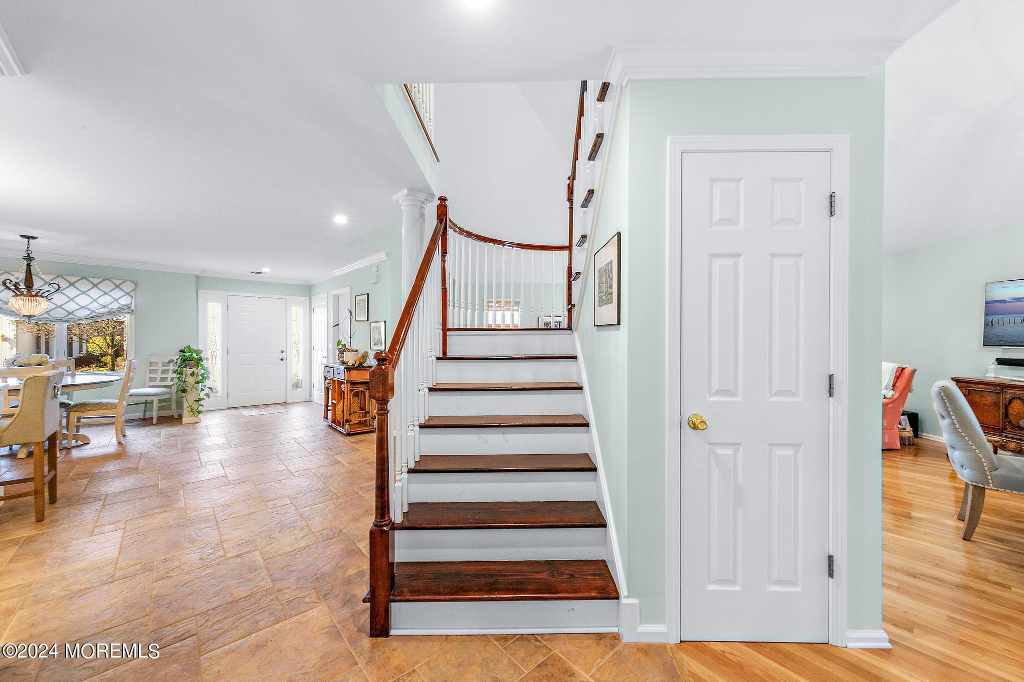 17 Hickory Lane Little Silver, NJ 07739 - Photo 37 of 57 staircase