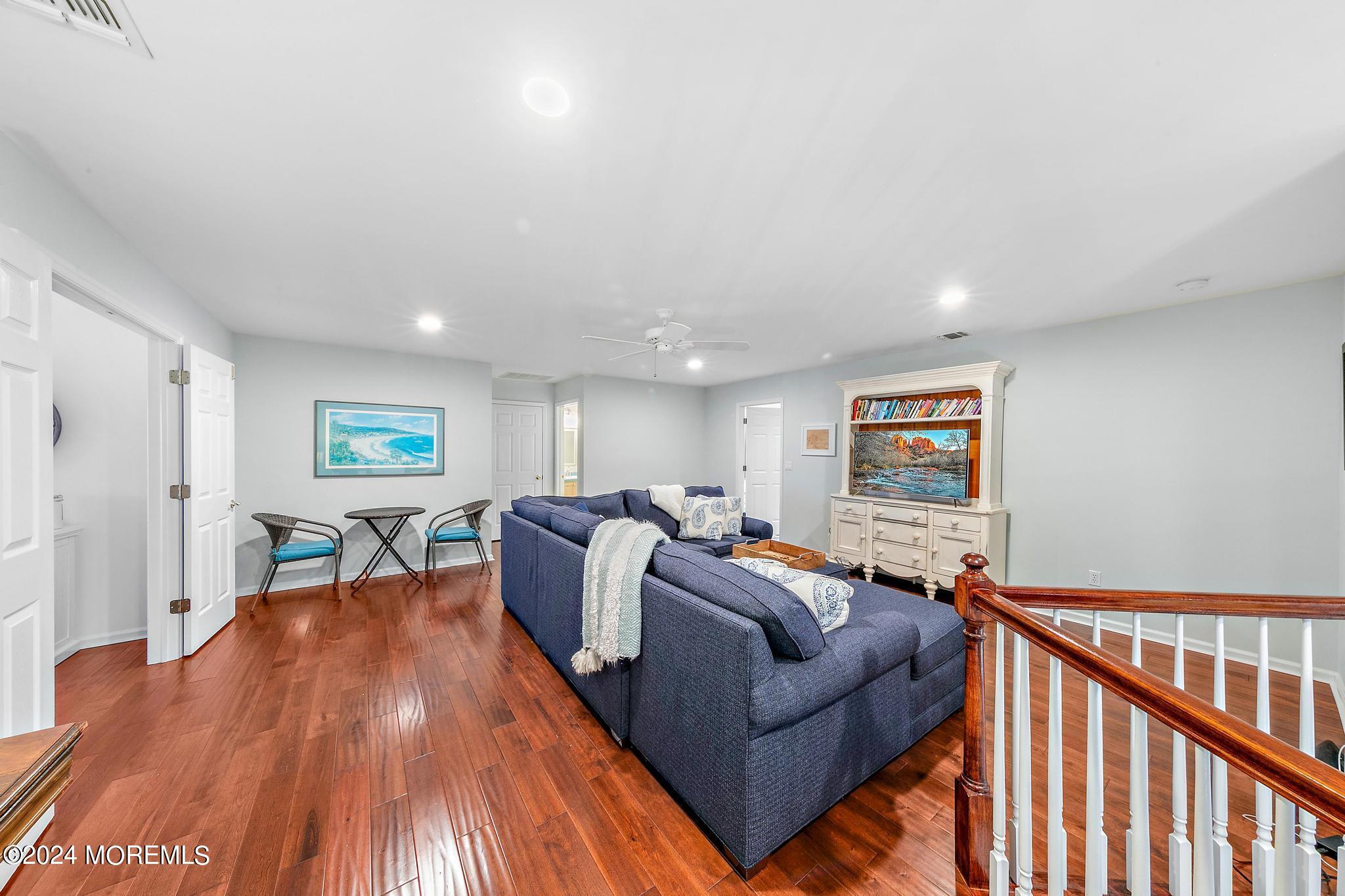 17 Hickory Lane Little Silver, NJ 07739 - Photo 40 of 57 staircase