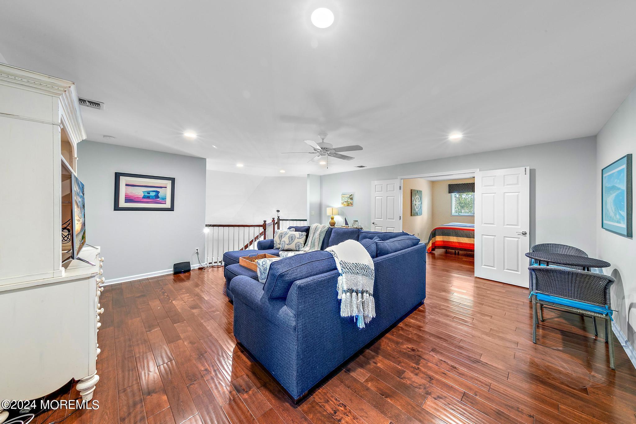17 Hickory Lane Little Silver, NJ 07739 - Photo 43 of 57 2nd floor living area-47