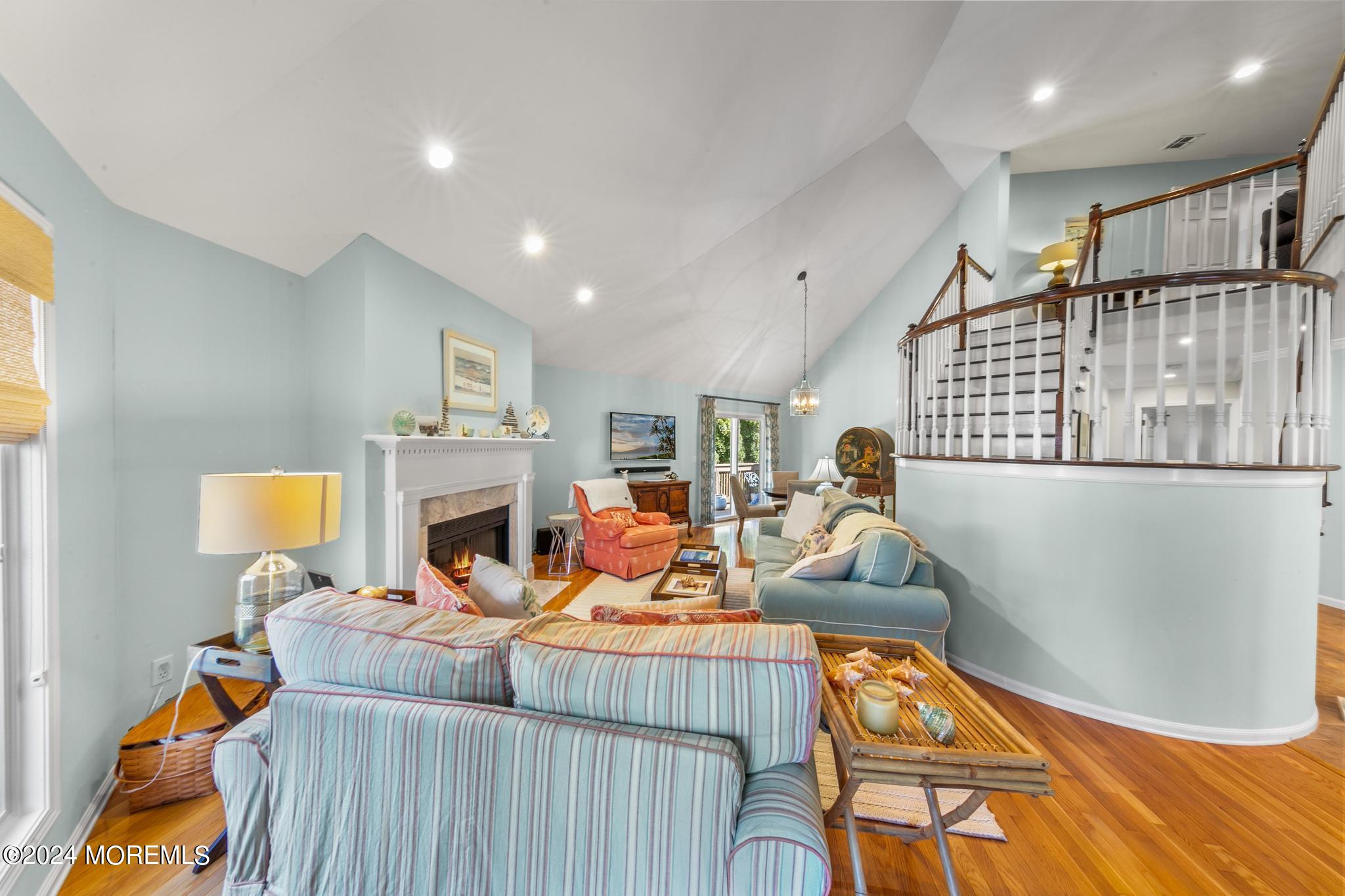 17 Hickory Lane Little Silver, NJ 07739 - Photo 8 of 57 living