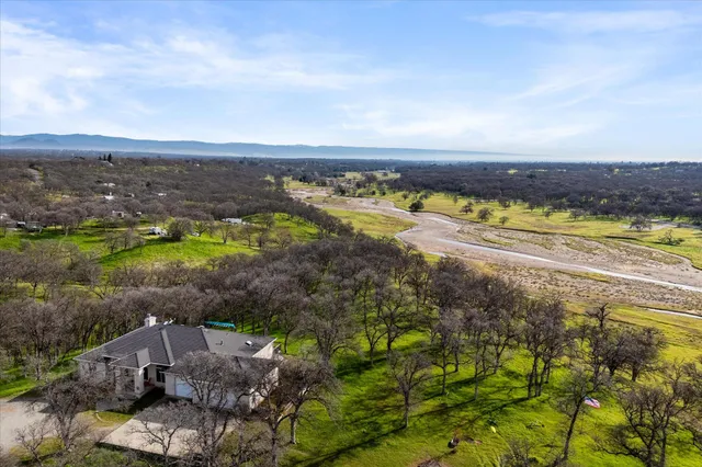 $550,000 | 19725 Quercus Lobata Byway, Red Bluff, CA 96080